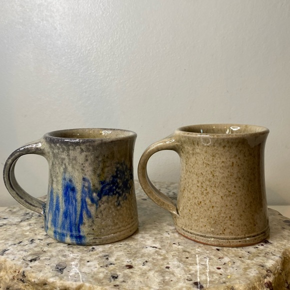 New Harmony Vintage Glazed Stoneware Mugs-Set of 2 - Picture 9 of 15
